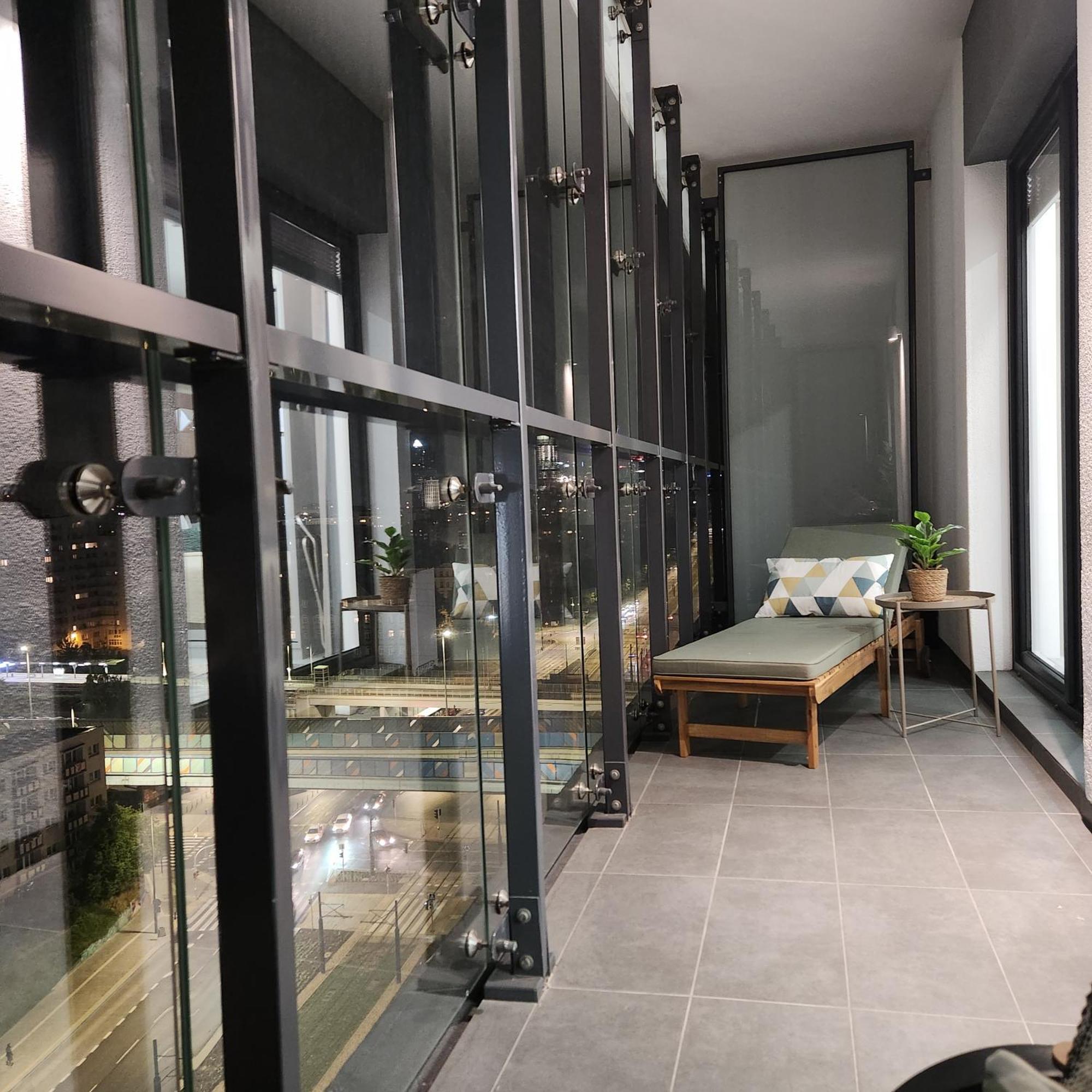 Apartment Luksusowy Bliska Wola Saba